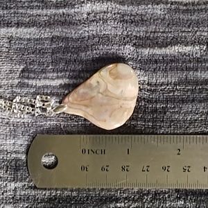 Hand crafted Abalone pendant, 18" silver tone chain